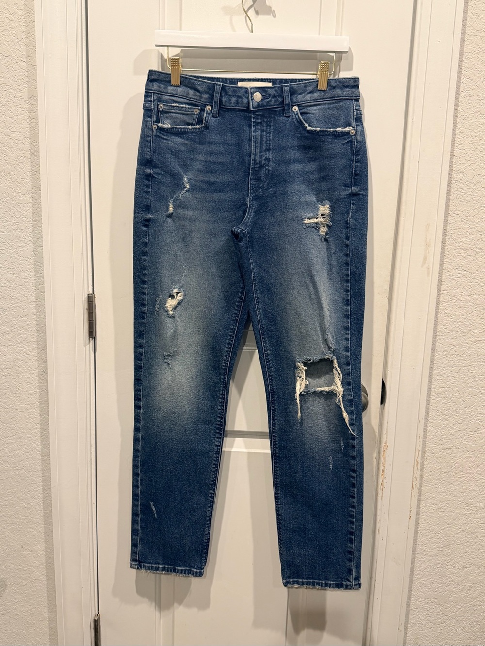 Women's Straight Leg Distressed Jeans - Dark Blue
